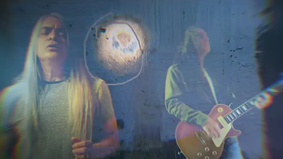 "I'll Leave a Light On" (Offical Video) released